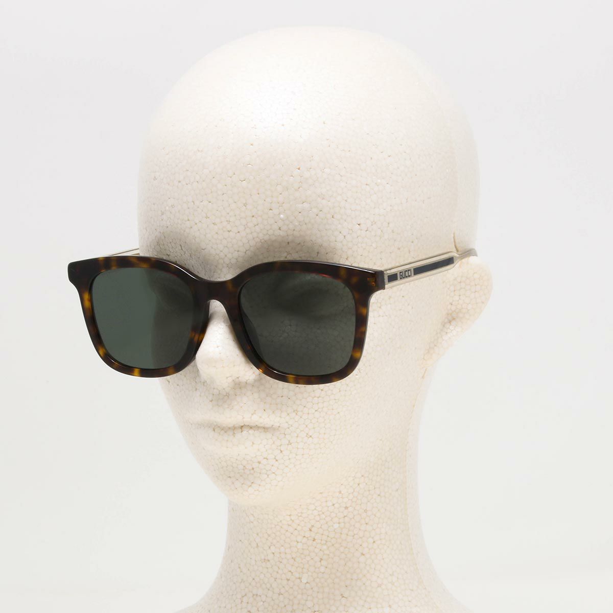 000000148160-01-m.jpg?t=  