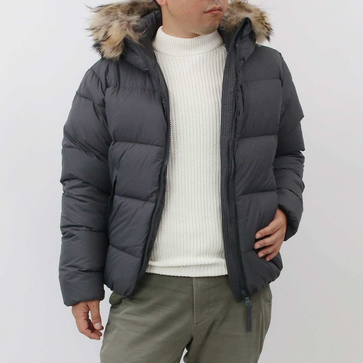 000000149435-01-l.jpg?t=  